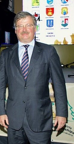 Chotow 2010 11