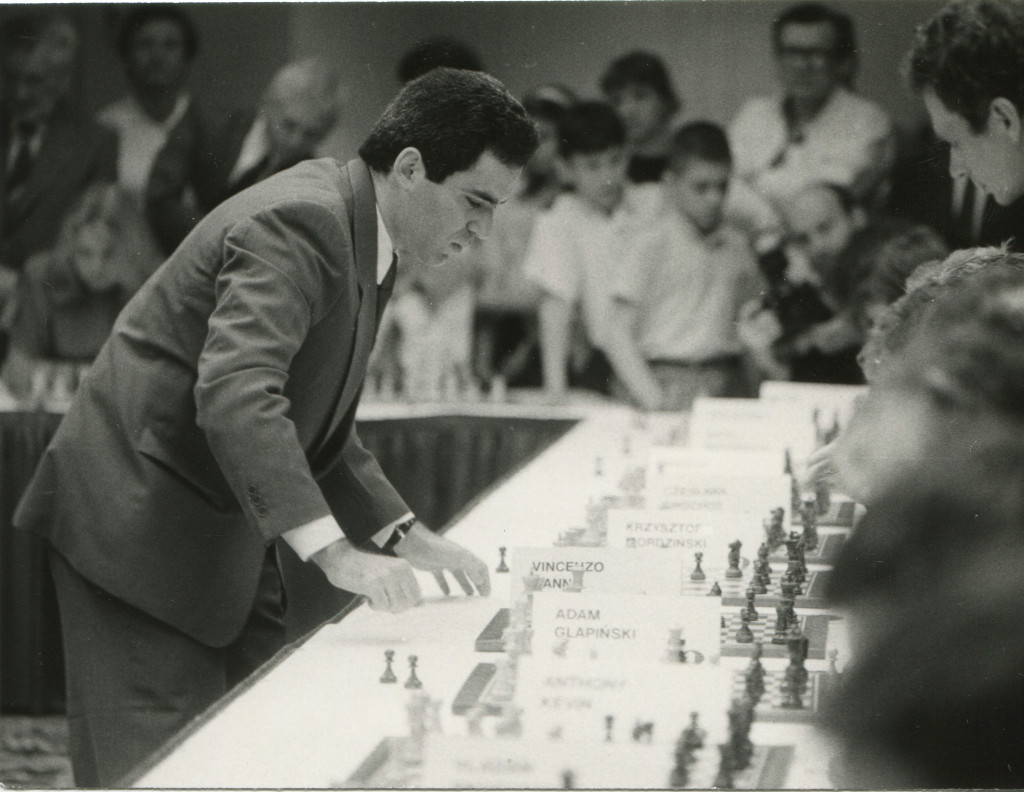 Kasparov Gary W-wa 1991 symult 3